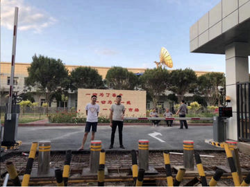 Road Traffic Safety Parking Hydraulic Road Blocker Automatic Rising Bollard