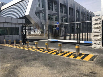 Stainless Steel Bollards Hydraulic Road Blocker Variable Frequency Controller With LED Light